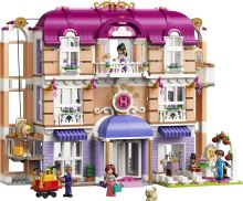 LEGO® Friends 42704 Grand Hotel v městečku Heartlake (4)
