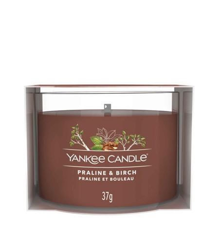 Yankee Candle Praline & Birch votivní svíčka ve skle 37 g